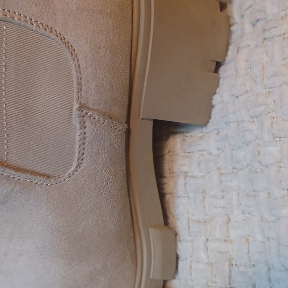 Madden Girl Womens  Tessa Chelsea Boots - Picture 4 of 8